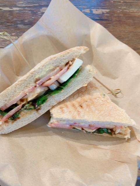 マラサダはレナーズ(Leonrd's)本店